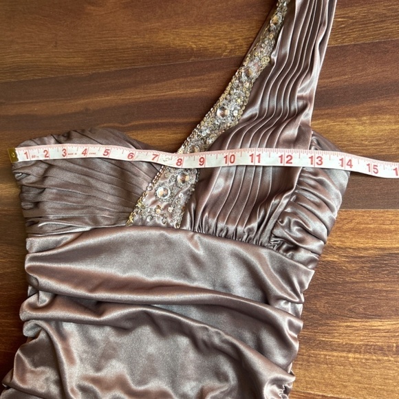 HAILEY LOGAN by ADRIANNA PAPELL Y2K One Shoulder Ruched Mini Dress Size XS - Picture 7 of 8